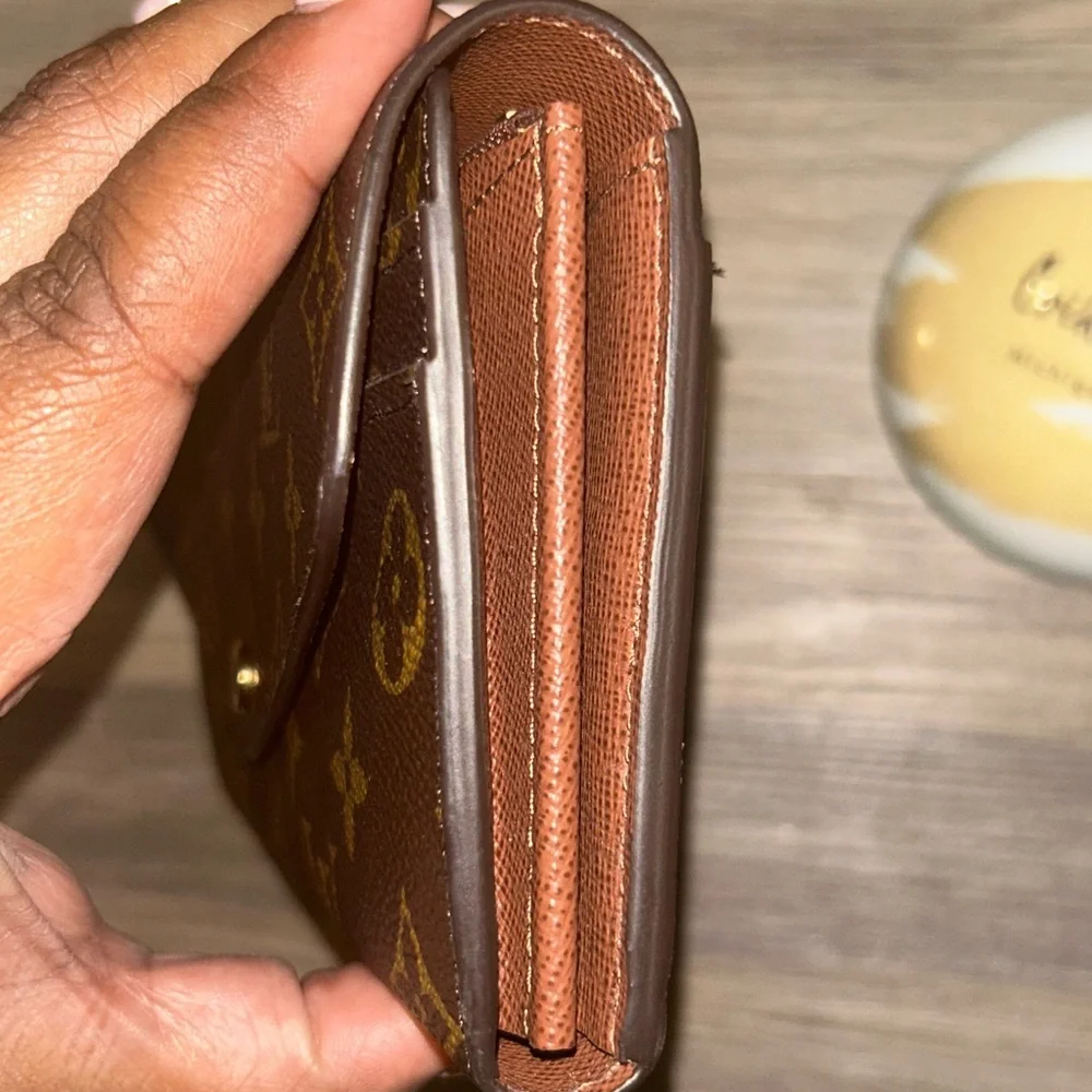 Louis Vuitton Monogram Sarah‎ Wallet